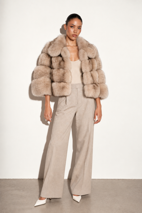 Pelliccia di volpe beige