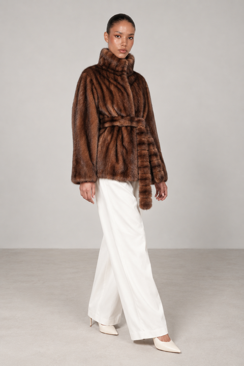 Manteau court en vison brun
