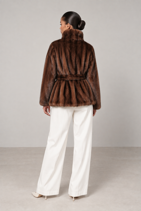 Manteau court en vison brun