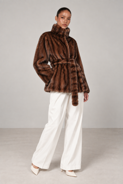 Manteau court en vison brun